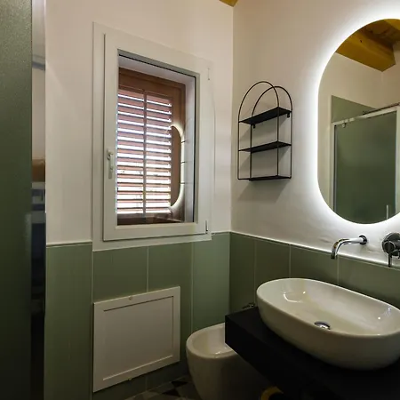 Panormos 91 & Terrace Bed & Breakfast